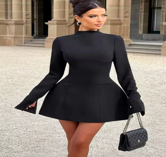 Vestido Curto Elegante