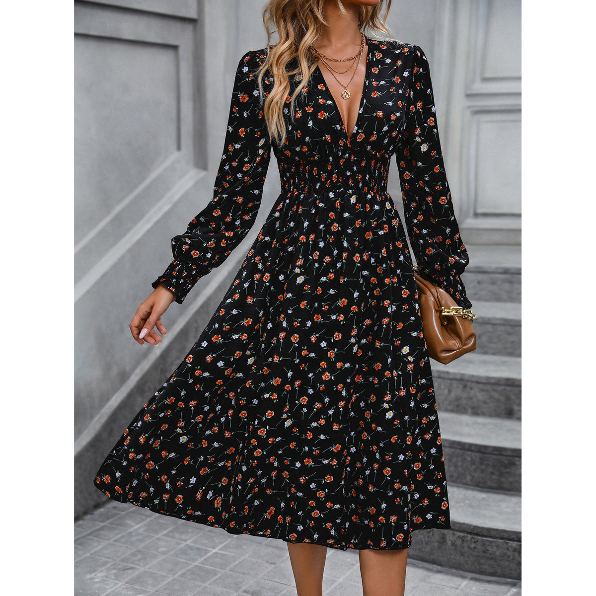 Vestido Floral de Manga Comprida
